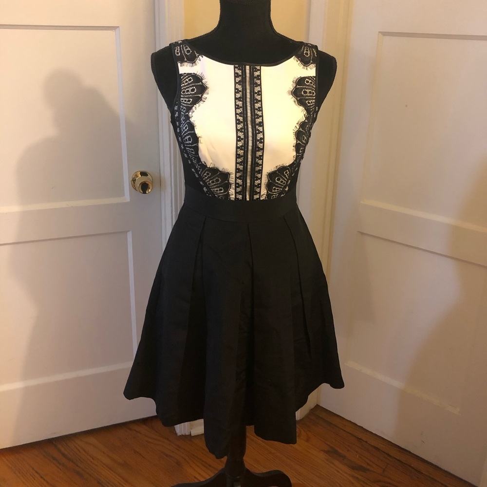 WHBM Midi Cocktail Dress w/ Pockets! - Picture 1 of 8